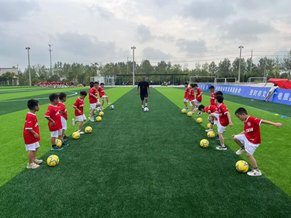 src, 山区青少年