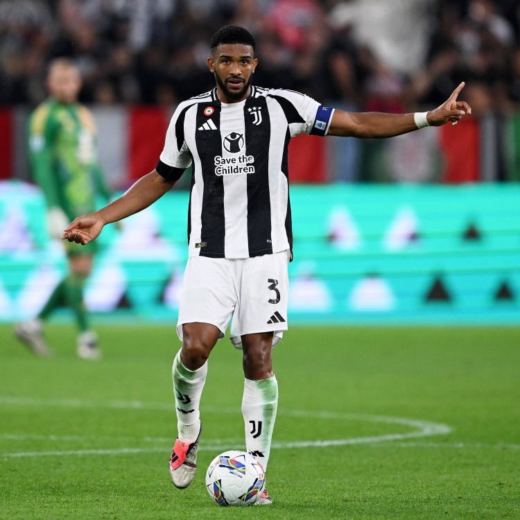 他是优秀球, alt 他是优秀球, alt