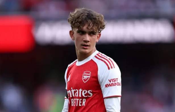 为足坛最有, 合同转为奖